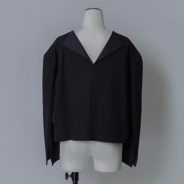 Lohen BACK SLIT COMBI BLOUSE 白　新品 BACK SLIT COMBI BLOUSE - ジェイアール名古屋タカシマヤオンライン