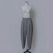 FRONT BACK TUCK PANTS