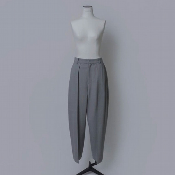 FRONT BACK TUCK PANTS - ジェイアール名古屋タカシマヤオンライン