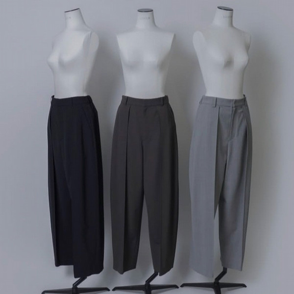 FRONT BACK TUCK PANTS - ジェイアール名古屋タカシマヤオンライン