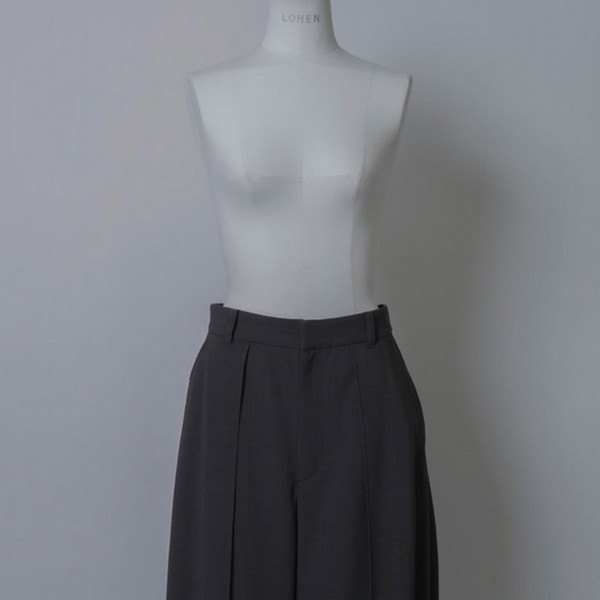 FRONT BACK TUCK PANTS - ジェイアール名古屋タカシマヤオンライン