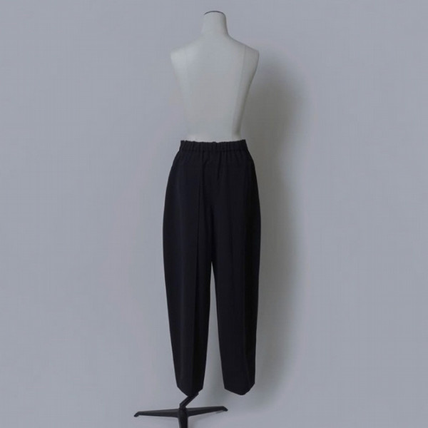 FRONT BACK TUCK PANTS - ジェイアール名古屋タカシマヤオンライン