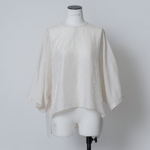 【LOHEN】伊勢丹先行SHEER JACQUARD DOLMAN BLOUSE SHEER JACQUARD DOLMAN BLOUSE - ジェイアール名古屋タカシマヤ