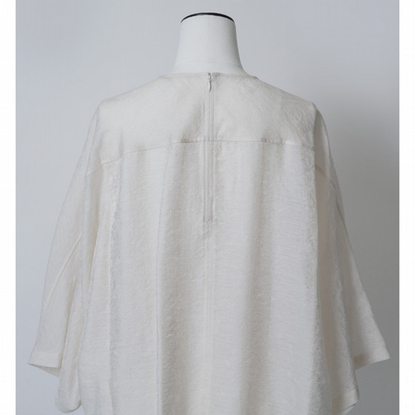 トップス LOHEN SHEER JACQUARD DOLMAN BLOUSE SAX SHEER JACQUARD DOLMAN BLOUSE - ジェイアール名古屋タカシマヤ
