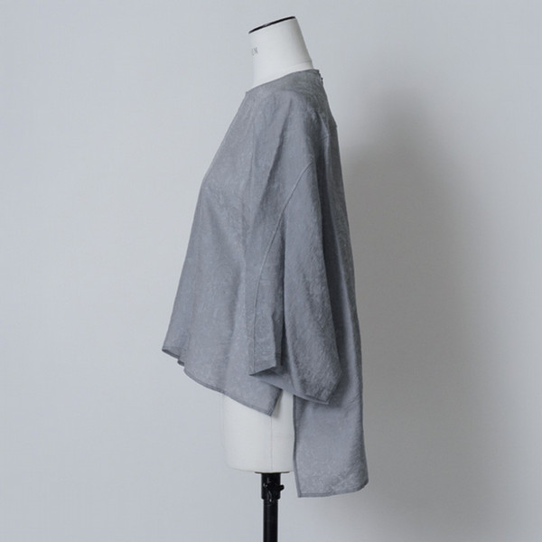 【LOHEN】伊勢丹先行SHEER JACQUARD DOLMAN BLOUSE SHEER JACQUARD DOLMAN BLOUSE - ジェイアール名古屋タカシマヤ