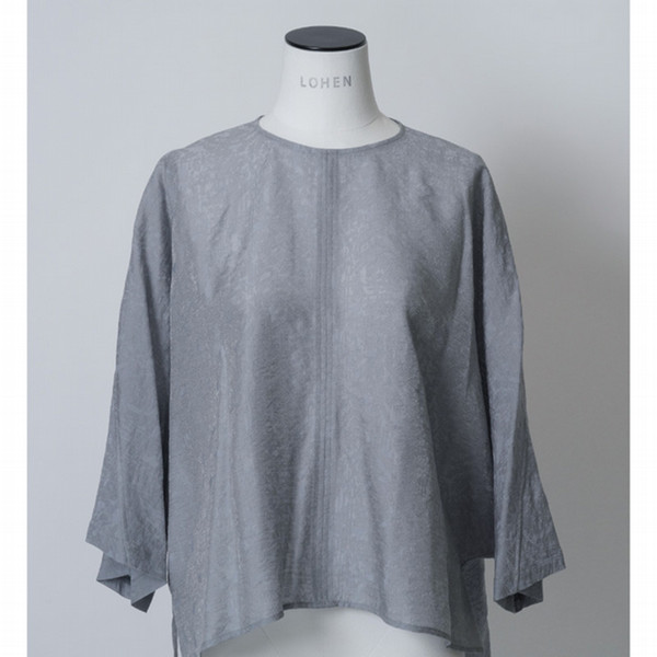 【LOHEN】伊勢丹先行SHEER JACQUARD DOLMAN BLOUSE SHEER JACQUARD DOLMAN BLOUSE - ジェイアール名古屋タカシマヤ