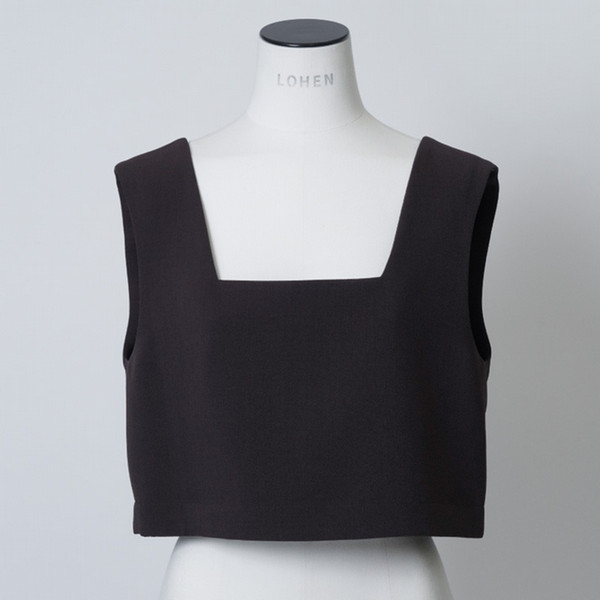 lohen SQUARE NECK COMPACT TOPS ローヘン　ベスト SQUARE NECK COMPACT TOPS - ジェイアール名古屋タカシマヤオンライン